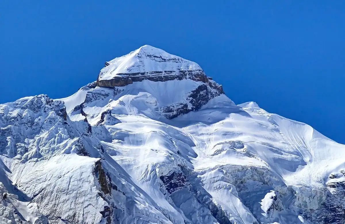 Adi Kailash VIP Tour Package