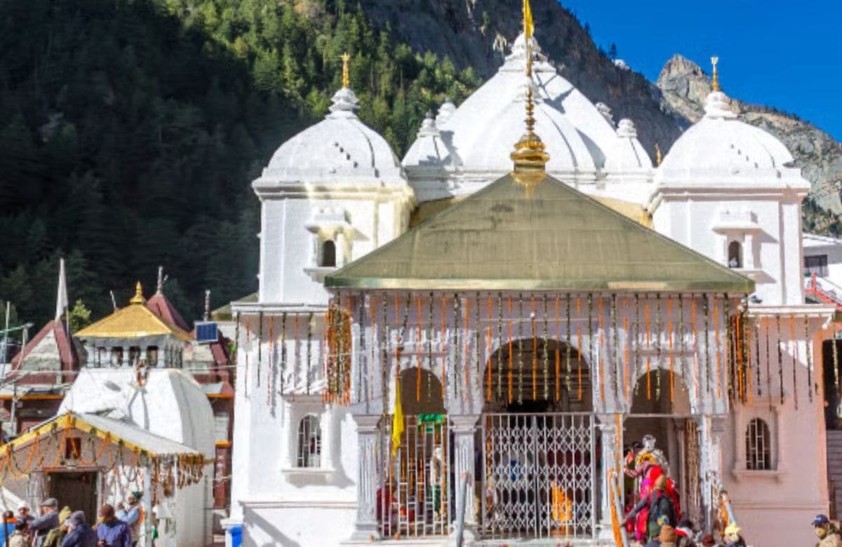 Yamunotri to Gangotri Distance