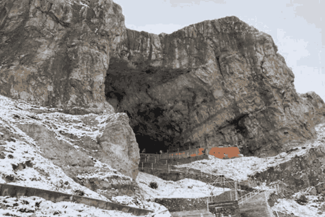 Amarnath Yatra by Helicopter Via Srinagar 5D/4N