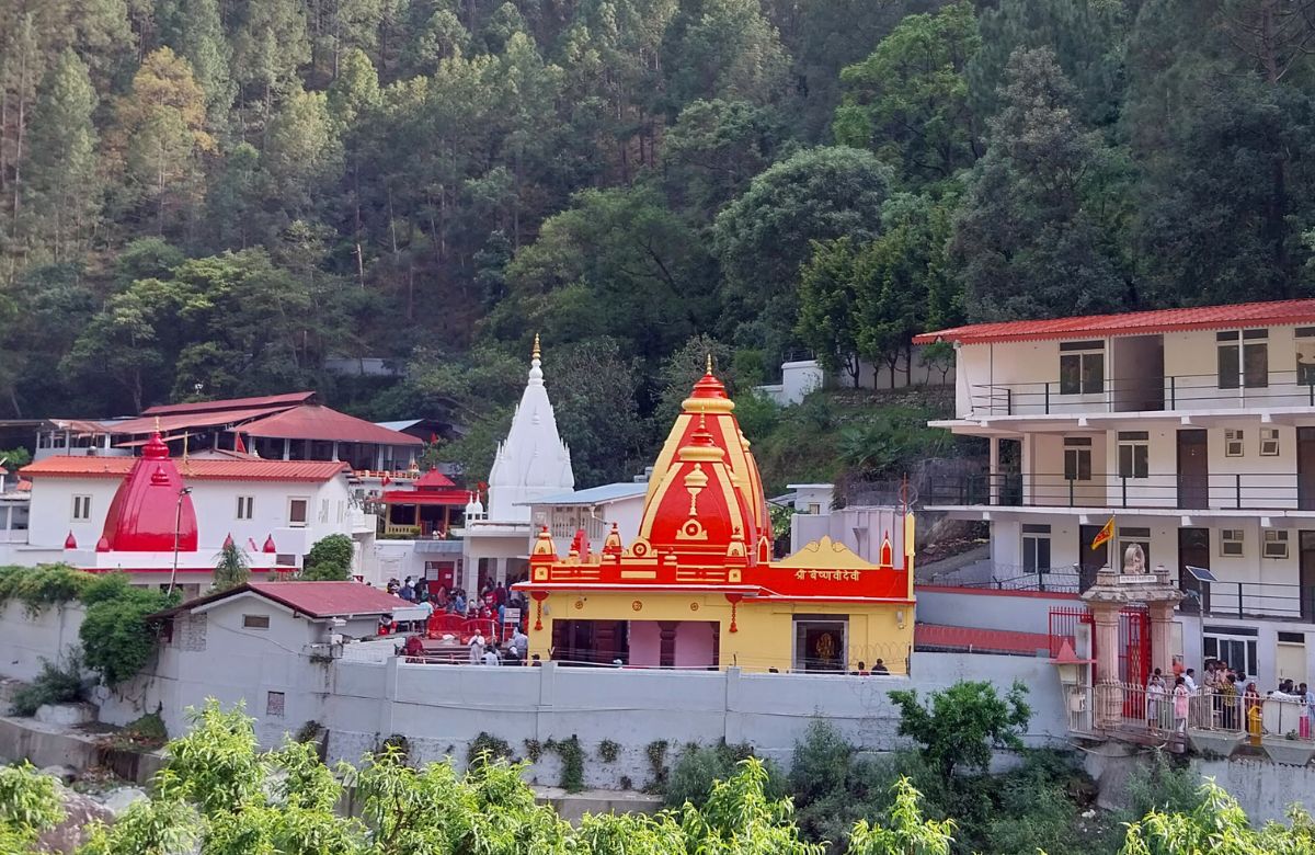 Kainchi Dham (Baba Neem Karoli Ashram) Bhimtal Package