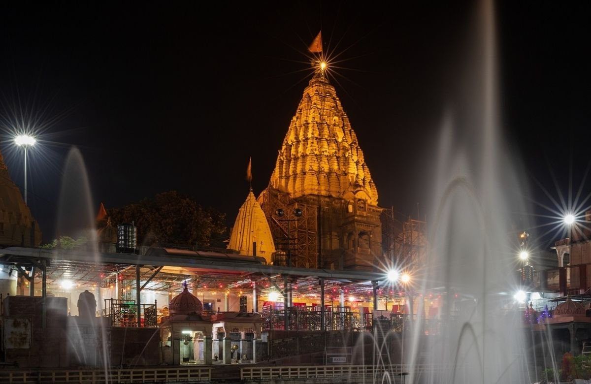 Mahakaleshwar Omkareshwar Tour Package [3 Days / 2 Nights]