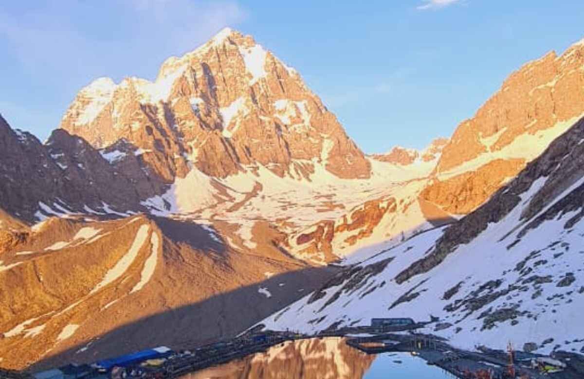 Manimahesh Kailash and Five Mata Shakti Peeths Tour Package